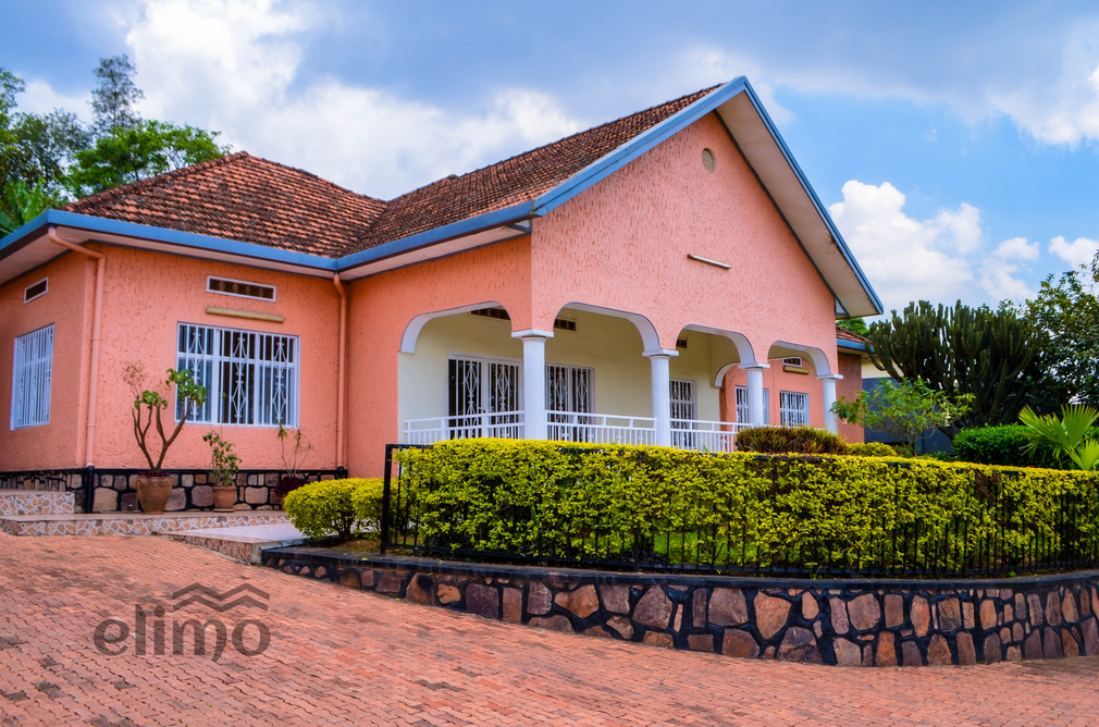 Peaceful Living with Uninterrupted City Views