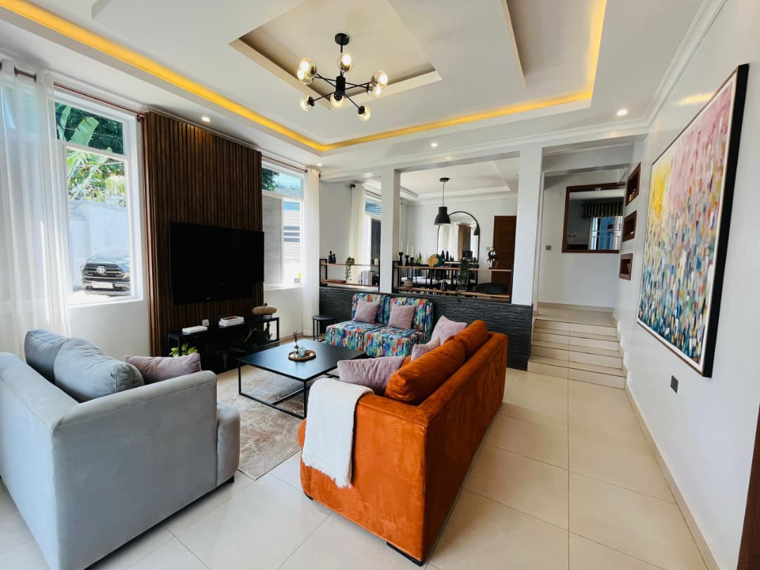 6 Bedroom Modern House for Rent in Kibagabaga Kigali | Renovated Home with Garden & Scenic Views – 3.7M RWF/month